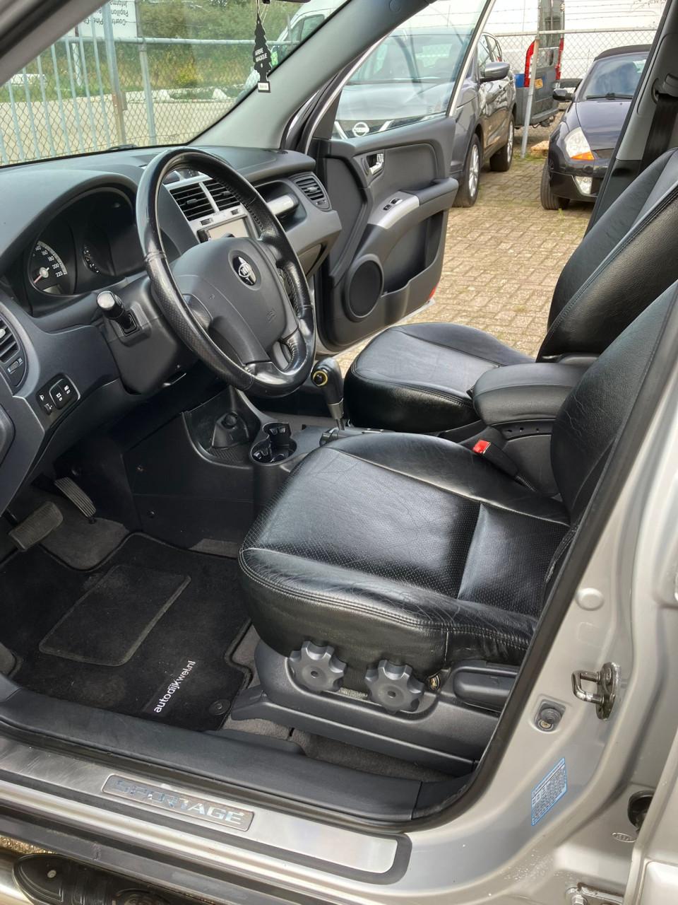 Kia sportage 2.7 v6 adventure automaat