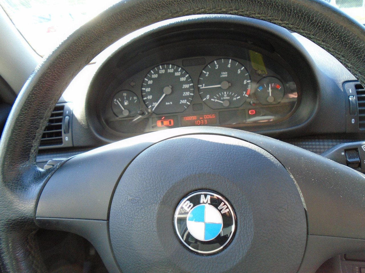 BMW 318 CI