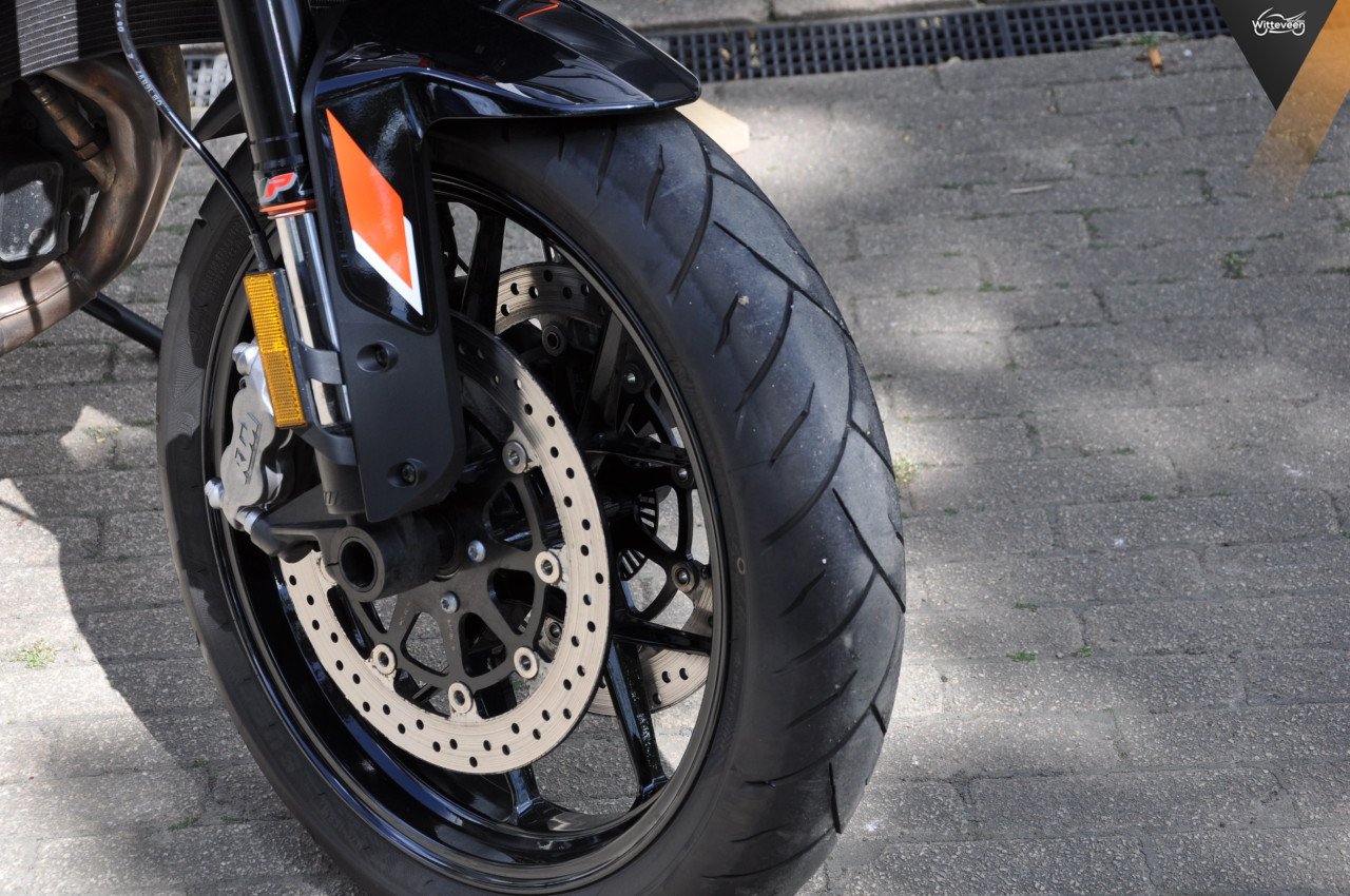 KTM 790 Duke ABS 2024