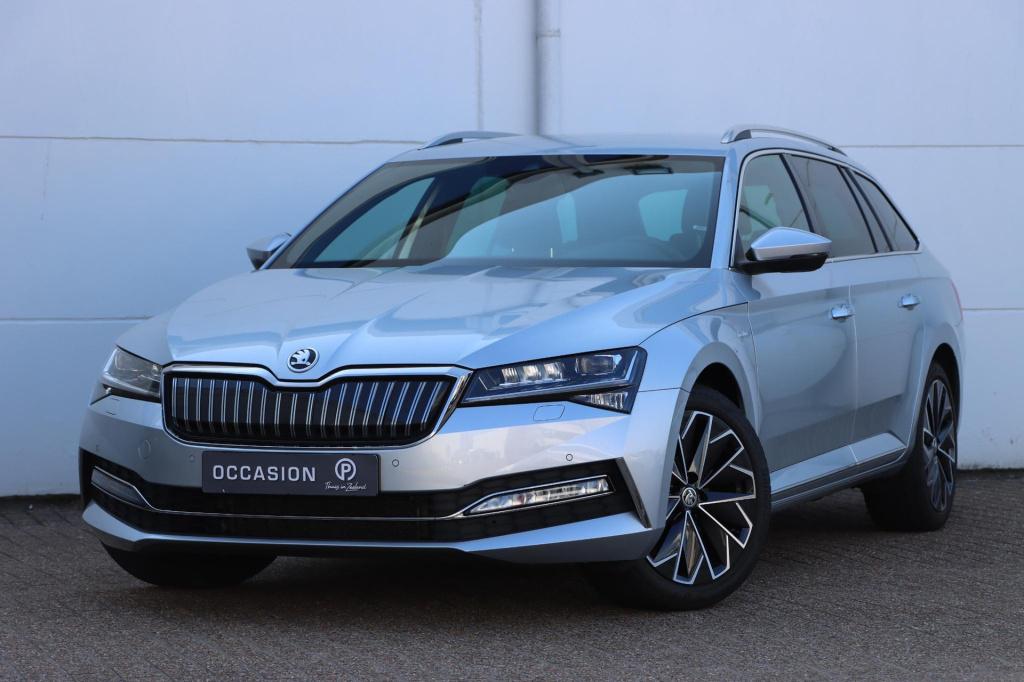 Skoda Superb combi 1.4 tsi laurin & klement 218pk dsg6 | lederen bekleding 