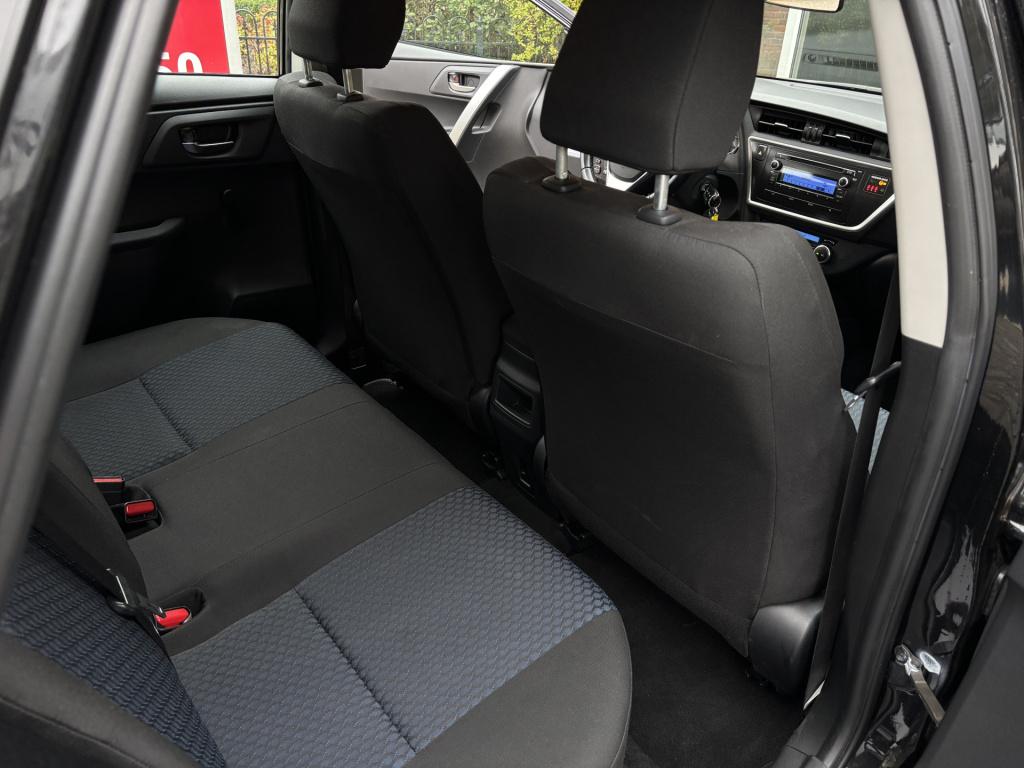 Toyota Auris 1.6 now top 5 editie/trekhaak/57.000 km!!