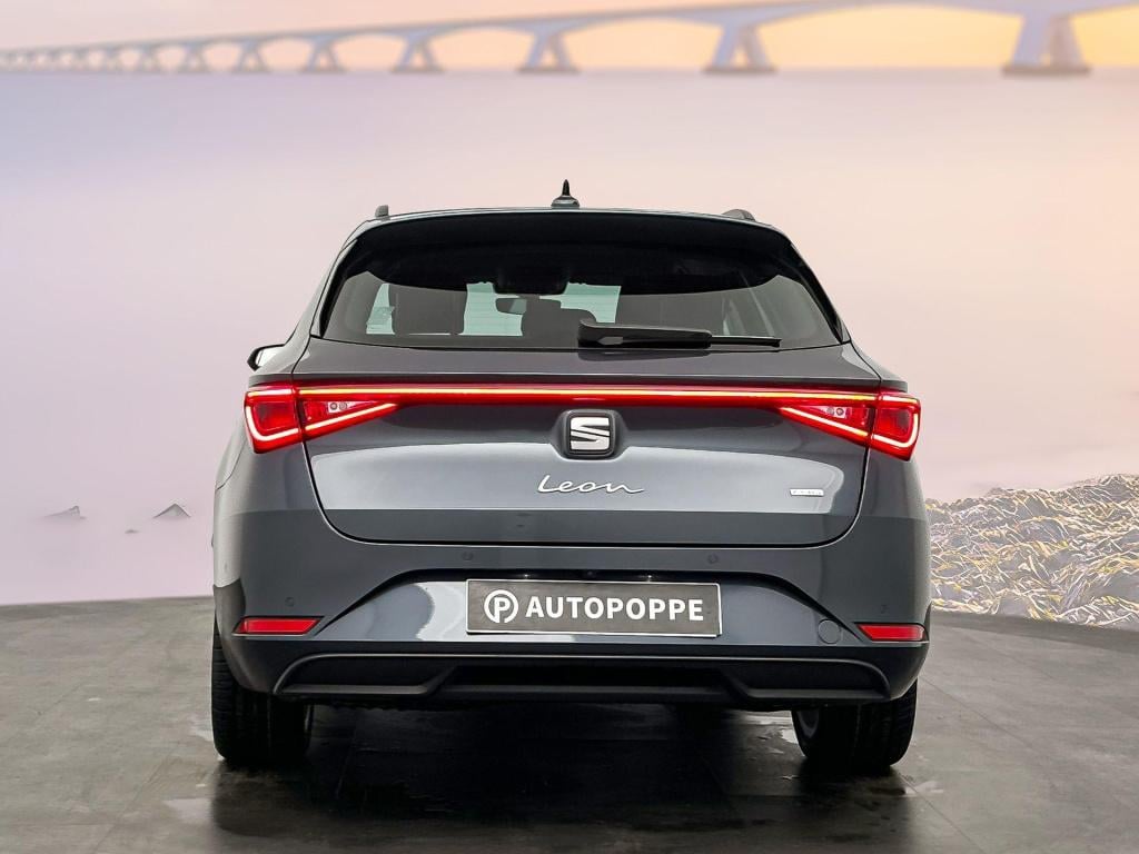 Seat Leon 1.5 tsi ehybrid style business intense 204pk dsg6