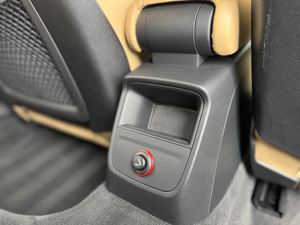 Audi A3 sportback 1.4 tfsi cod s-line * leder * navigatie * nap