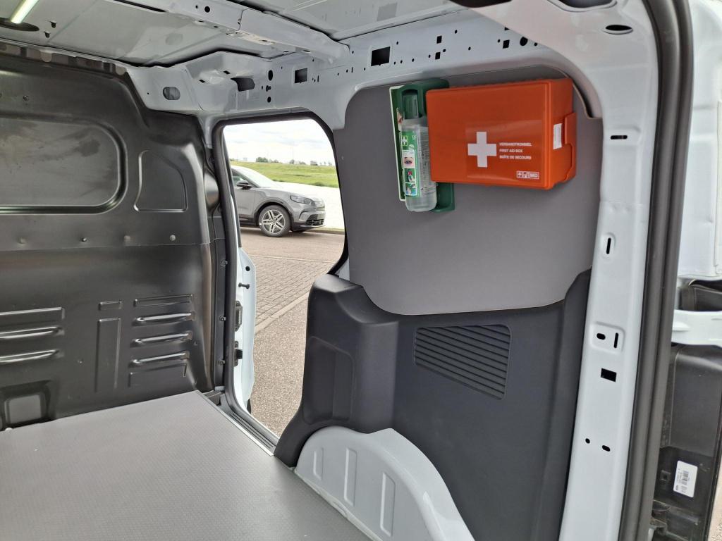 Ford E-transit cour. trend 44 kwh | ombouw! | trekhaak | 325km wltp | omvor