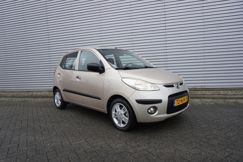 Hyundai I 10 1.25i dynamic cool airco / elektr. ramen / lm velgen / nap
