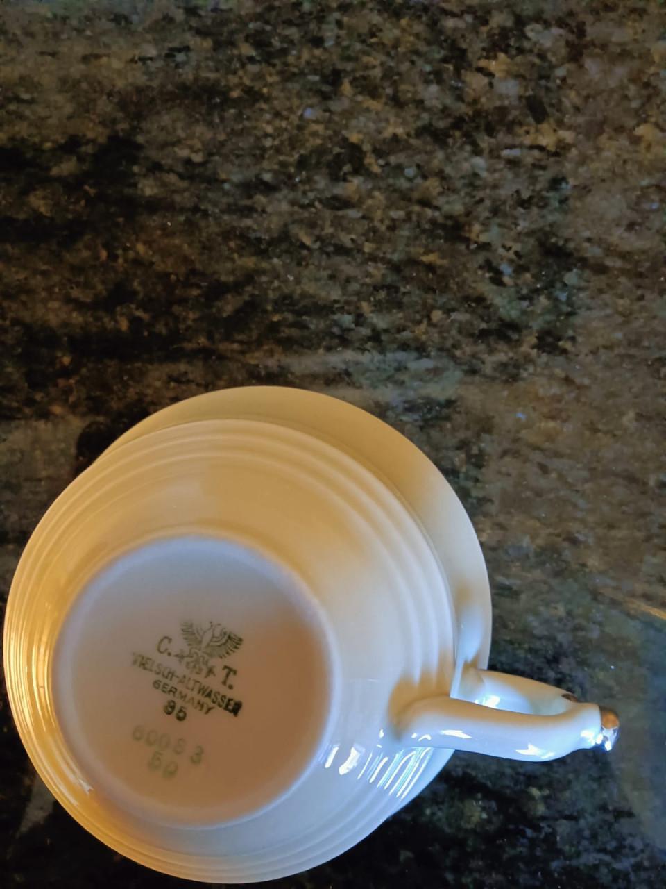 Mooi chique oud servies 8 persoons