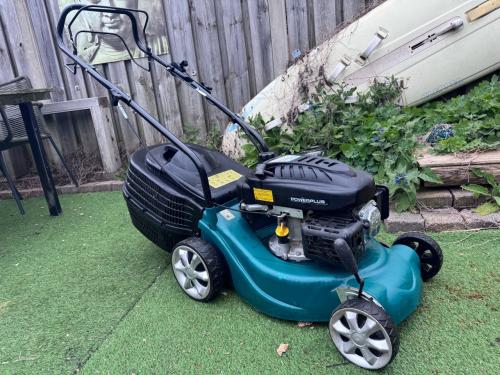 Powerplus 3,5pk benzine grasmaaier zelf-trekkend