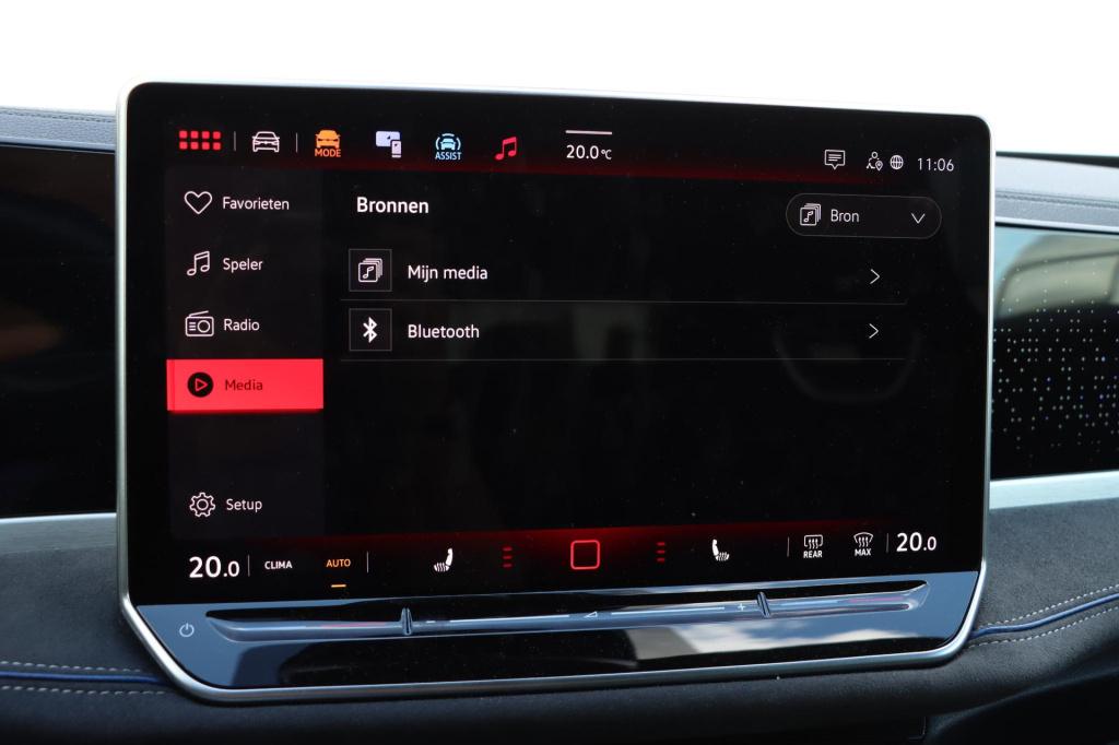 Volkswagen Passat variant 1.5 etsi r-line business dsg7 150pk