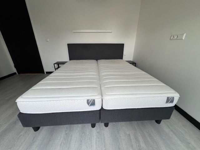 Bed met matras