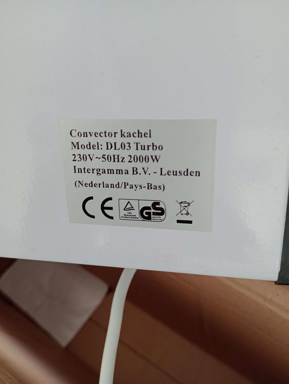 Turbo convector radiator wit