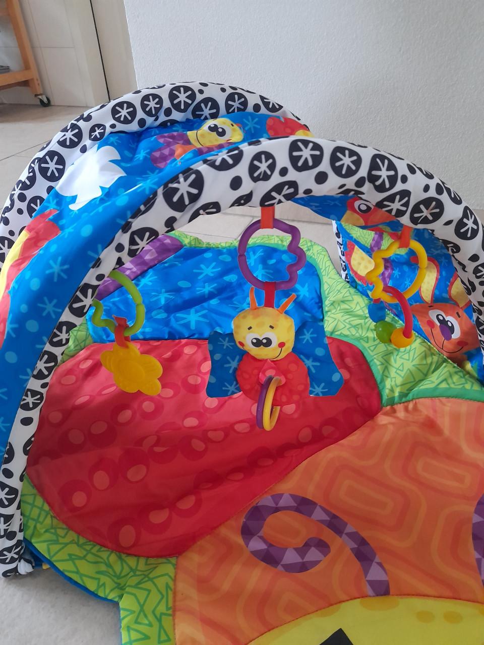 Speelkleed met speelboog (z.g.a.n)