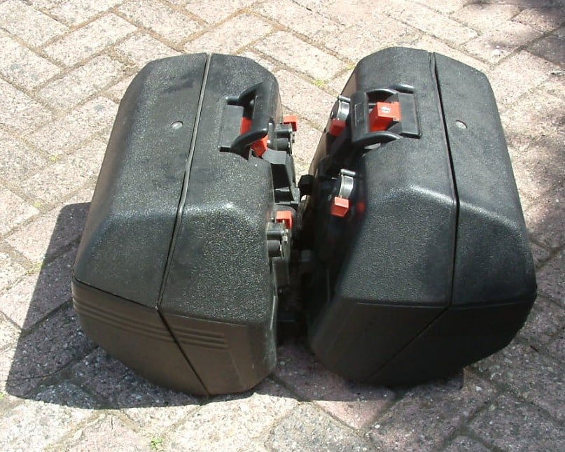 2 motor koffers