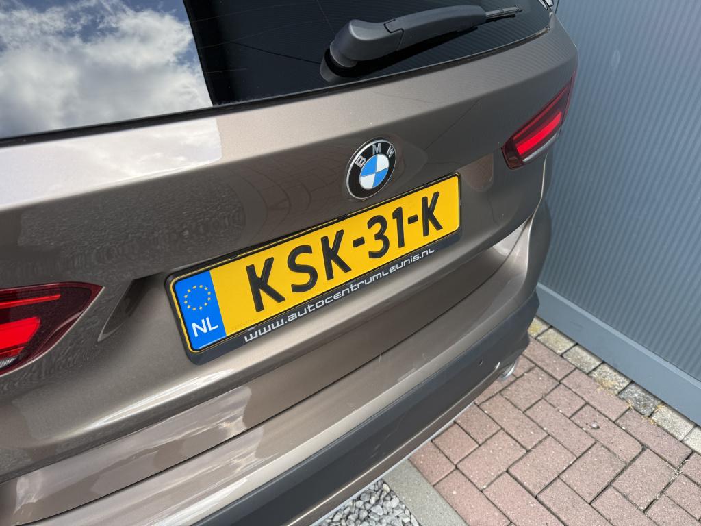 BMW X1 sdrive20i automaat high executive