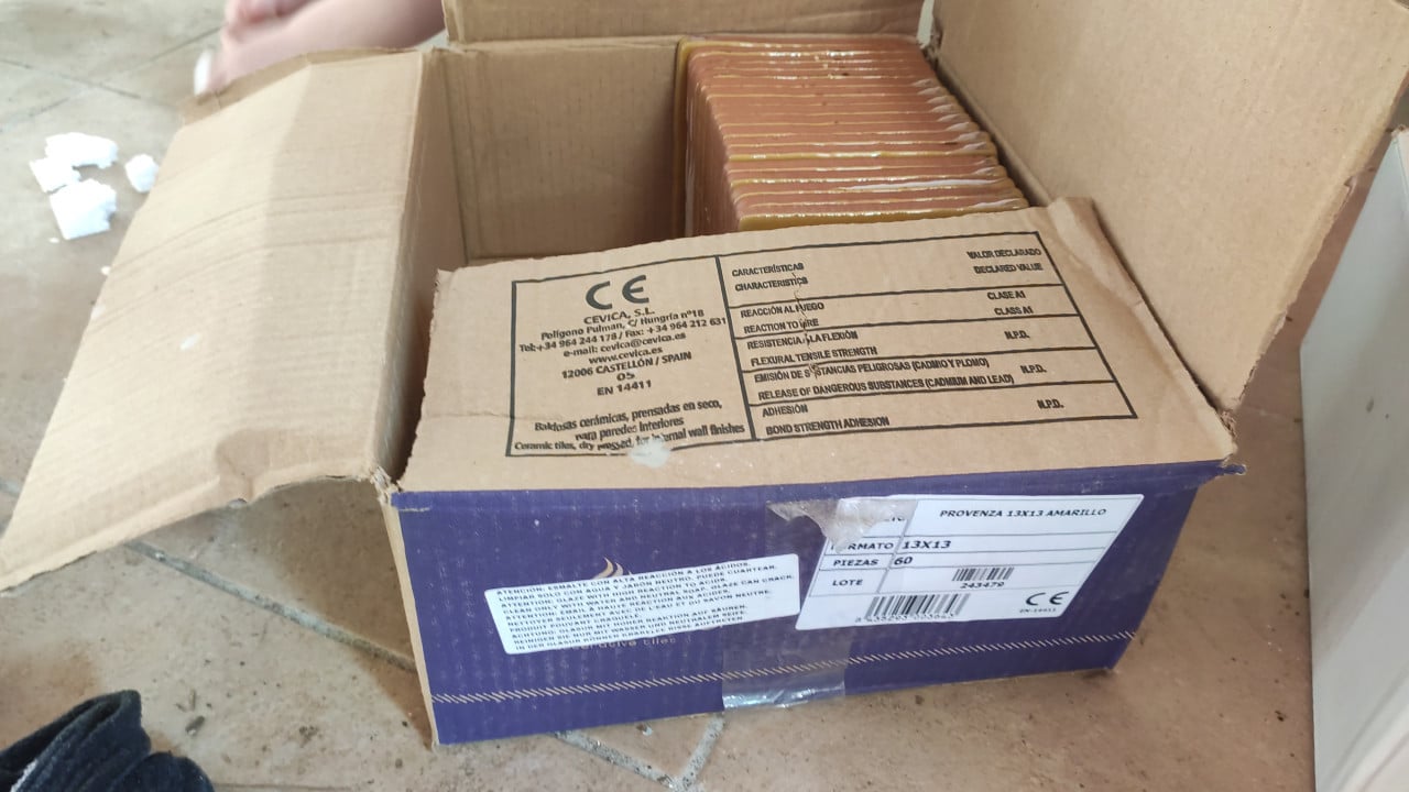 Hele mooie handvorm tegels 13x13