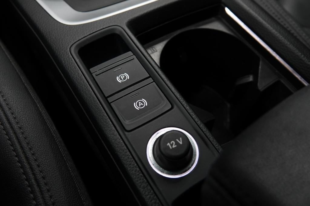 Audi Q3 35 tfsi pro line | keyless | led | camera |