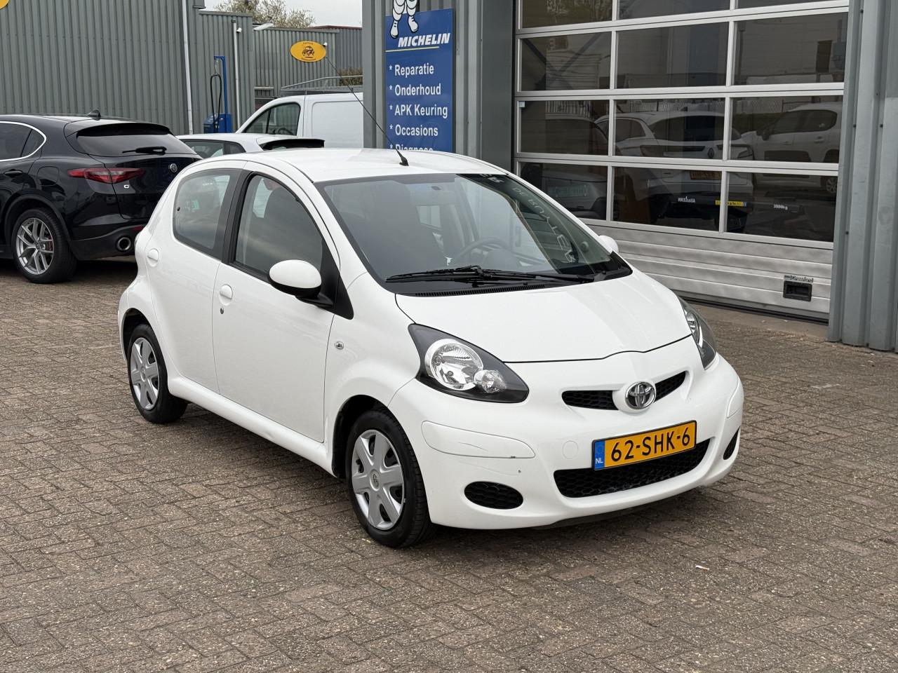 Toyota Aygo - 1.0-12V Comfort | Automaat | Airco | 5 deurs