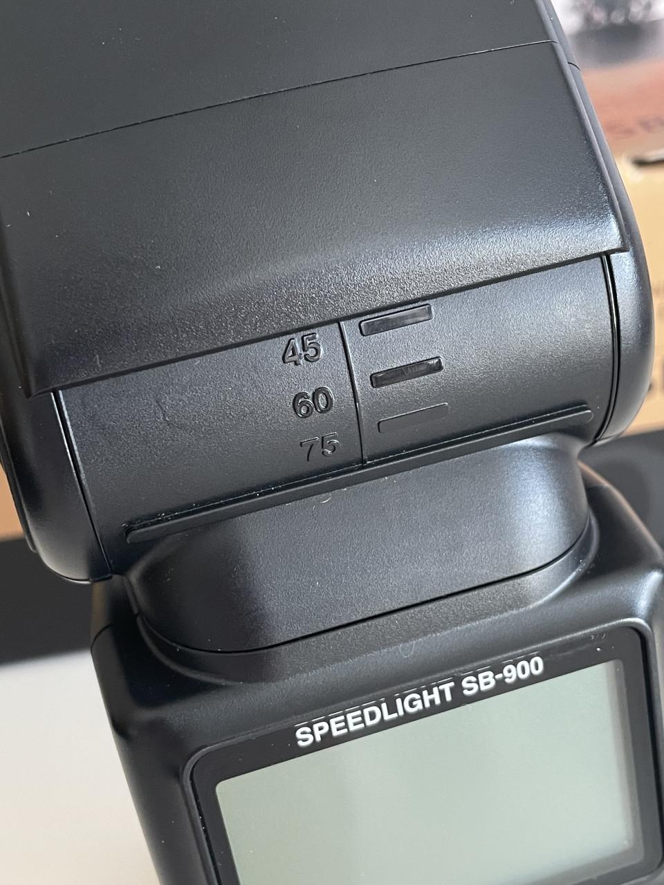 Nikon SB-900 Flitser