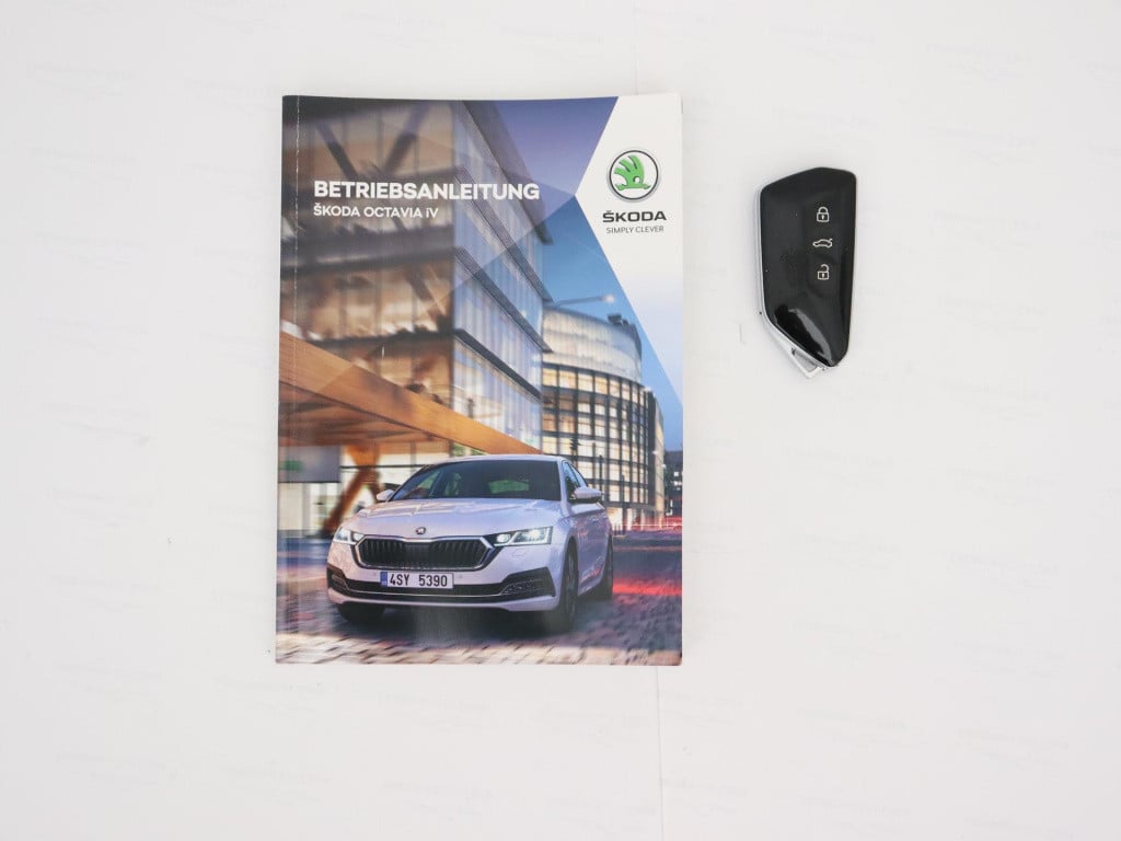 Skoda Octavia combi 1.4 tsi rs iv phev business | automaat | matrix led | n