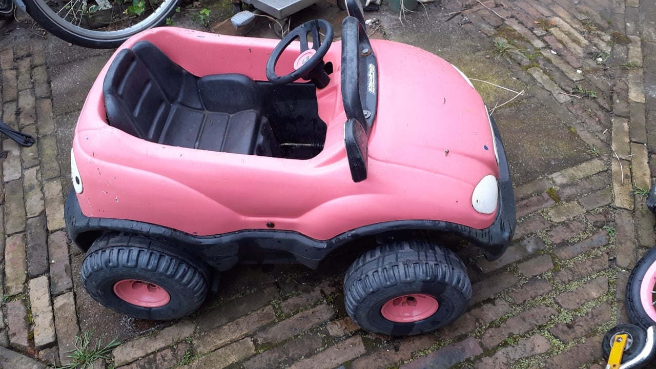 2 X Skelter - Electrische Roze Volkswagen..Kever.? & Quad 4-Wheel