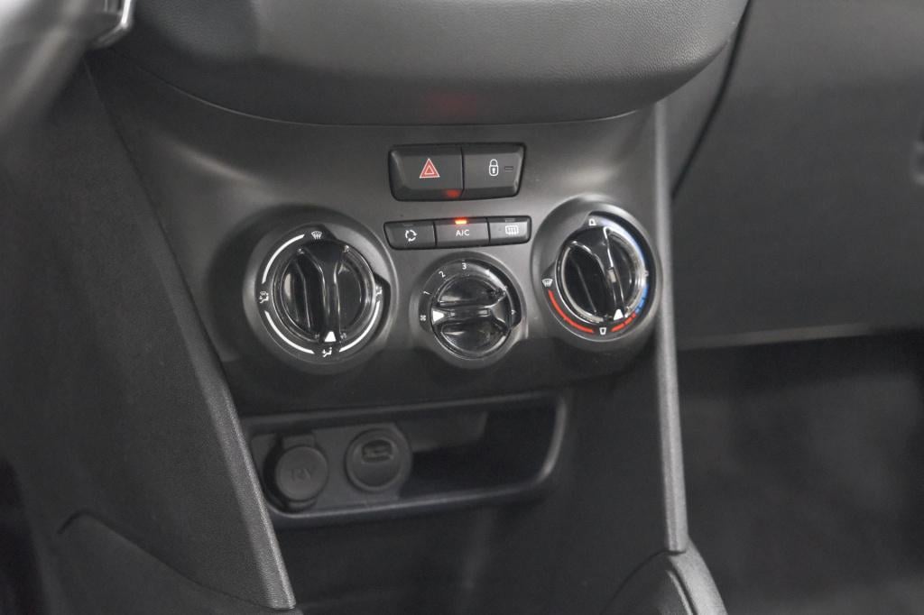 Peugeot 208 puretech 82 signature | apple carplay | parkeersensoren | navig