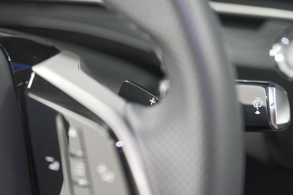 Peugeot 3008 1.2 hybrid 136 gt | elektrische kofferklep | camera | adaptiev