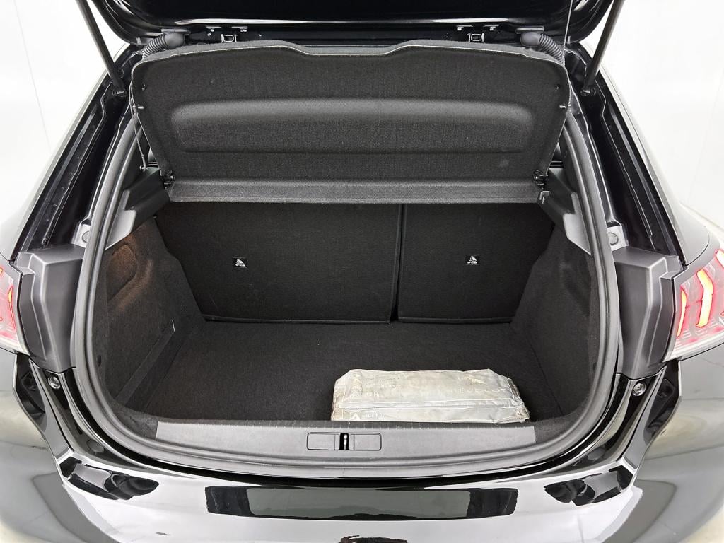 Peugeot 208 100pk allure pack | rijklaar | keyless | camera | stoelverwarmi