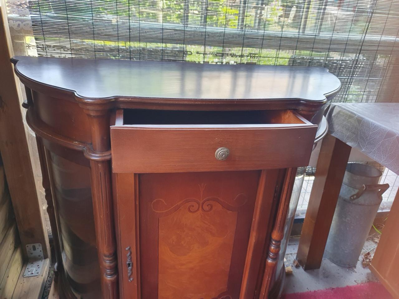 Dressoir