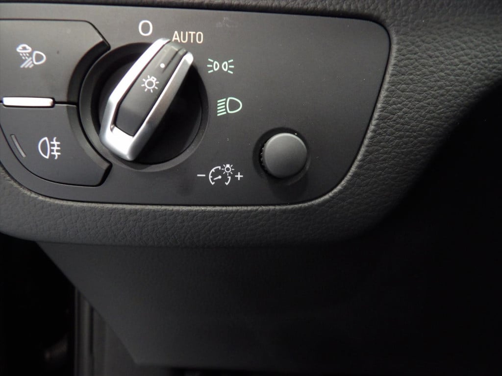 Audi Q5 55 tfsi e quattro 367pk s tronic competition