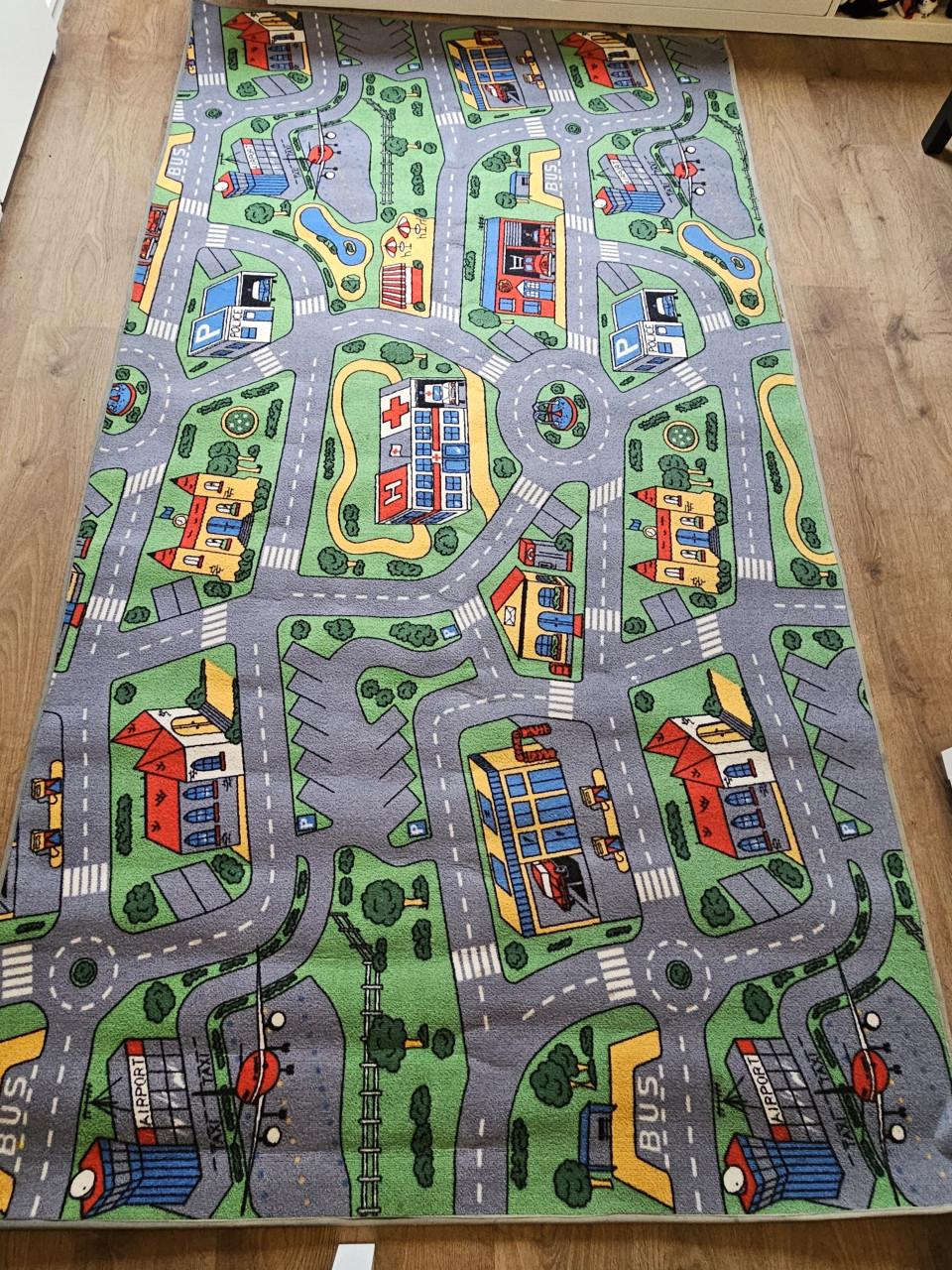 Diverse speelkleden kinderkamer