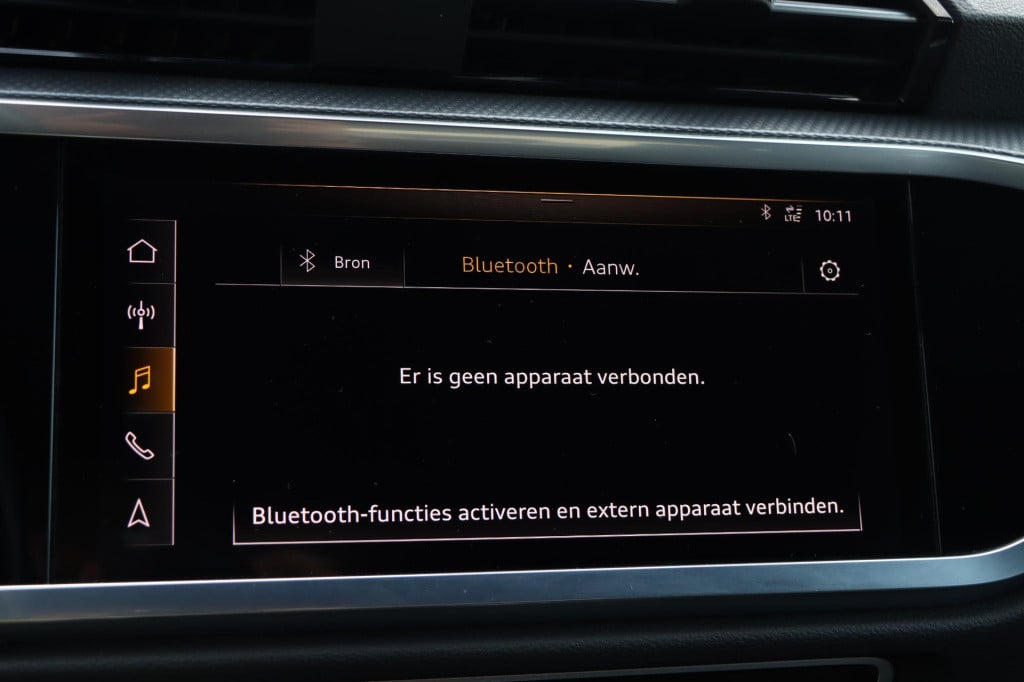 Audi Q3 35 tfsi s line s-tronic