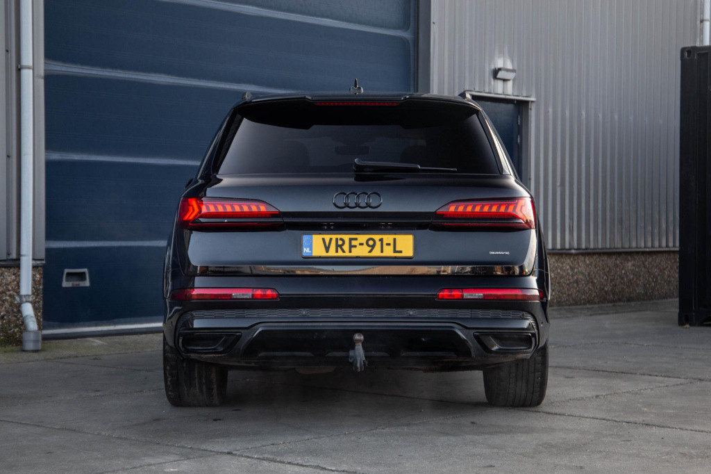 Audi Q7 sq7 s-line grijs kenteken 3x s-line / 360 camera / adaptive cruise 