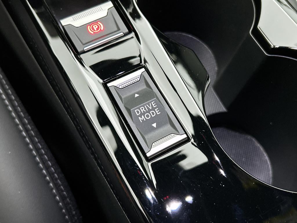 Peugeot 208 100 pk gt | rijklaar | camera | lm velgen | led koplampen |