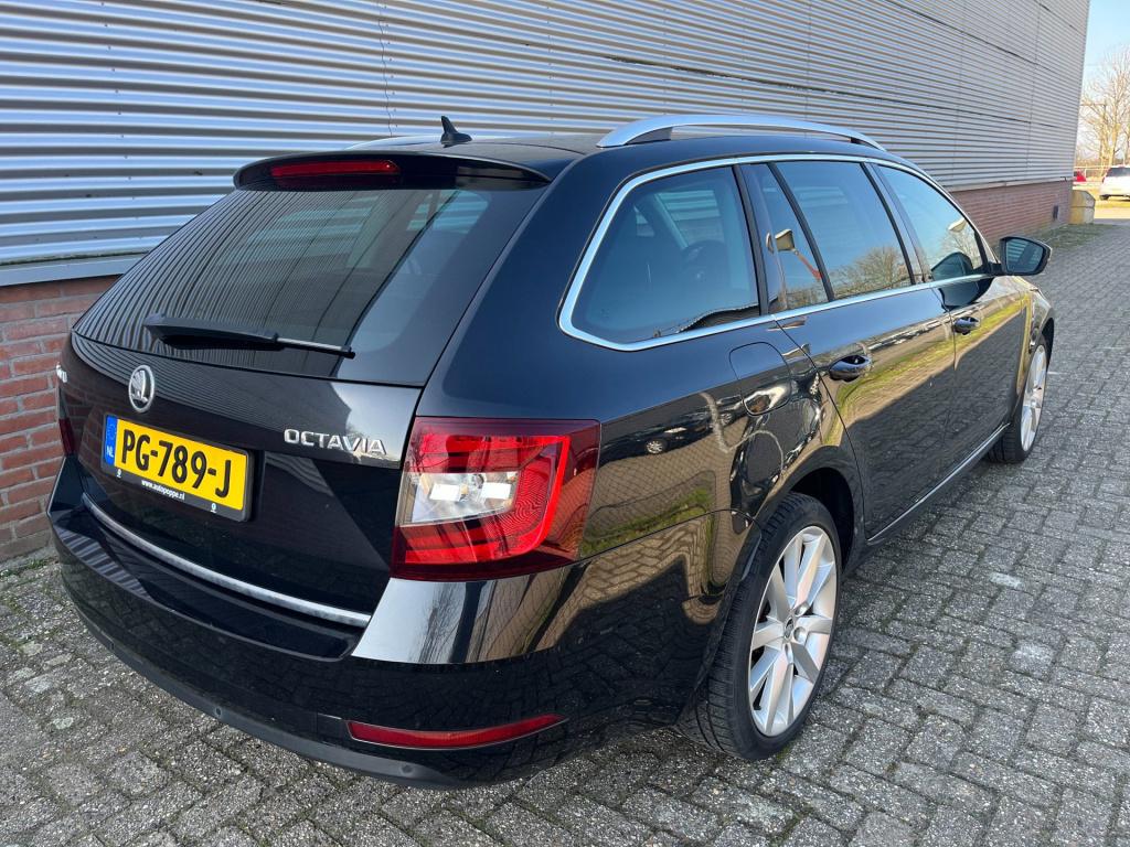 Skoda Octavia combi 1.8 tsi greentech style business | btw | orig. nl | car