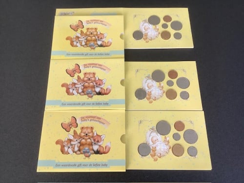 Geboortesets 1999 - 2000 - 2001 KNM.