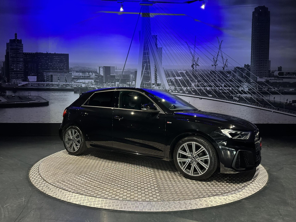 Audi A1 Sportback 25 tfsi s-line *adap.cruise*sportstoelen*s-line interieur