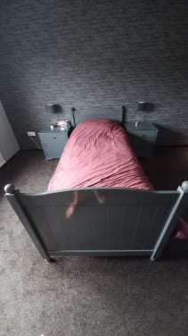 Slaapkamermeubilair bed-kast-nachtkastjes