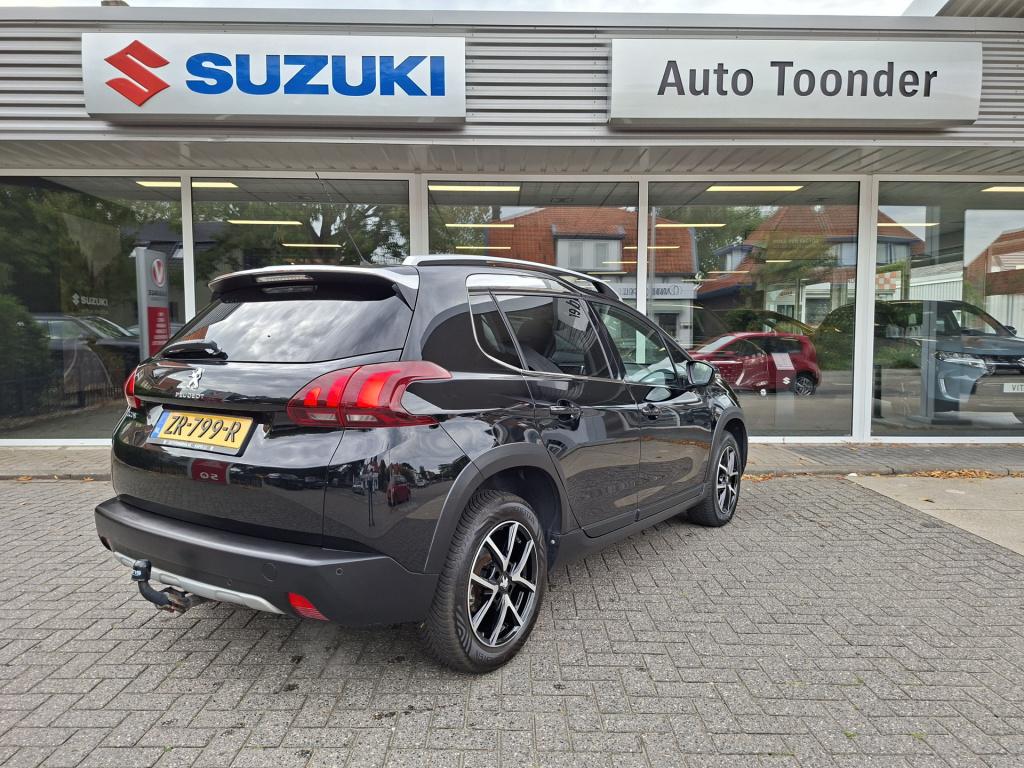 Peugeot 2008 automaat 1.2-110pk allure / trekhaak