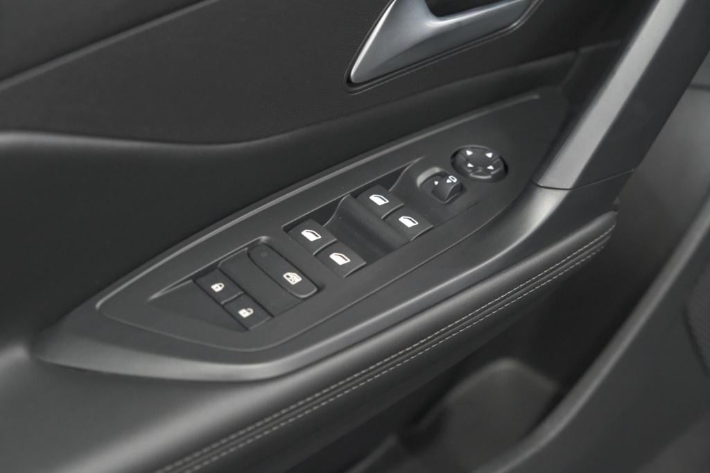 Peugeot 408 1.6 hybrid 225 eat8 allure | adaptieve cruise control | camera 