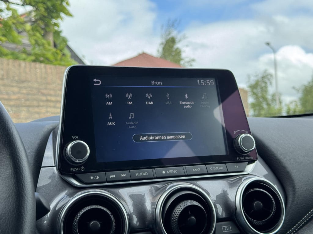 Nissan Juke 1.6 hybrid n-connecta parking pack