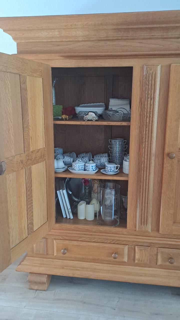 Mooie eikenhouten kast