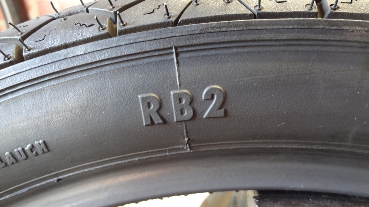 Nieuwe Motorband