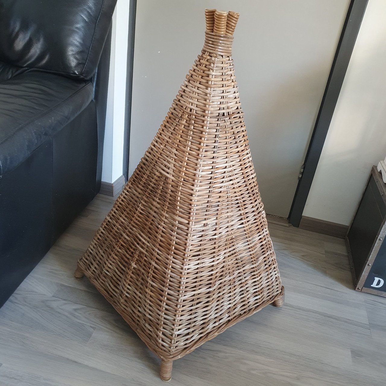 Rotan kattenmand tipi tent