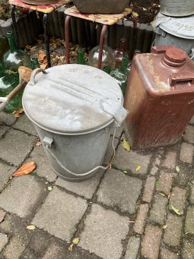Zinken vuilnisemmer