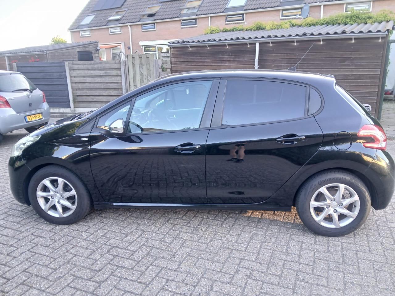 Peugeot 208 bouwjaar 2014