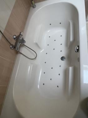 Ligbad met bubbelfunctie