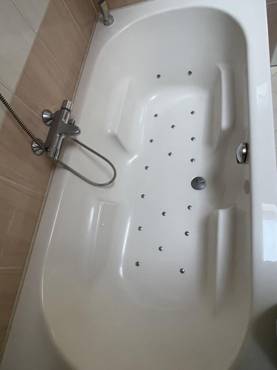 Ligbad met bubbelfunctie