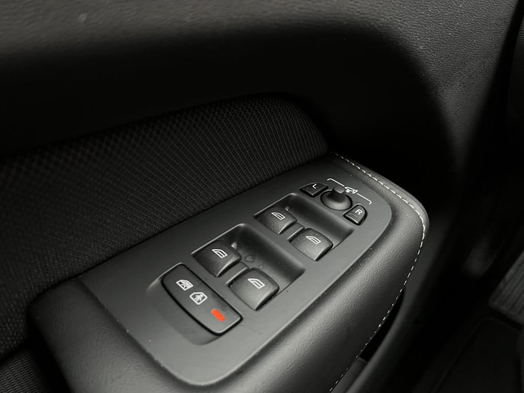 Volvo XC60 2.0 t8 awd polestar engineered | bowers&wilkins | pano | 22 inch