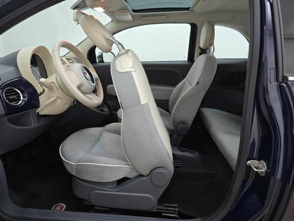 Fiat 500 1.2 lounge | pano | airco | lm velgen | 4-cilinder! | luxe uitvoer