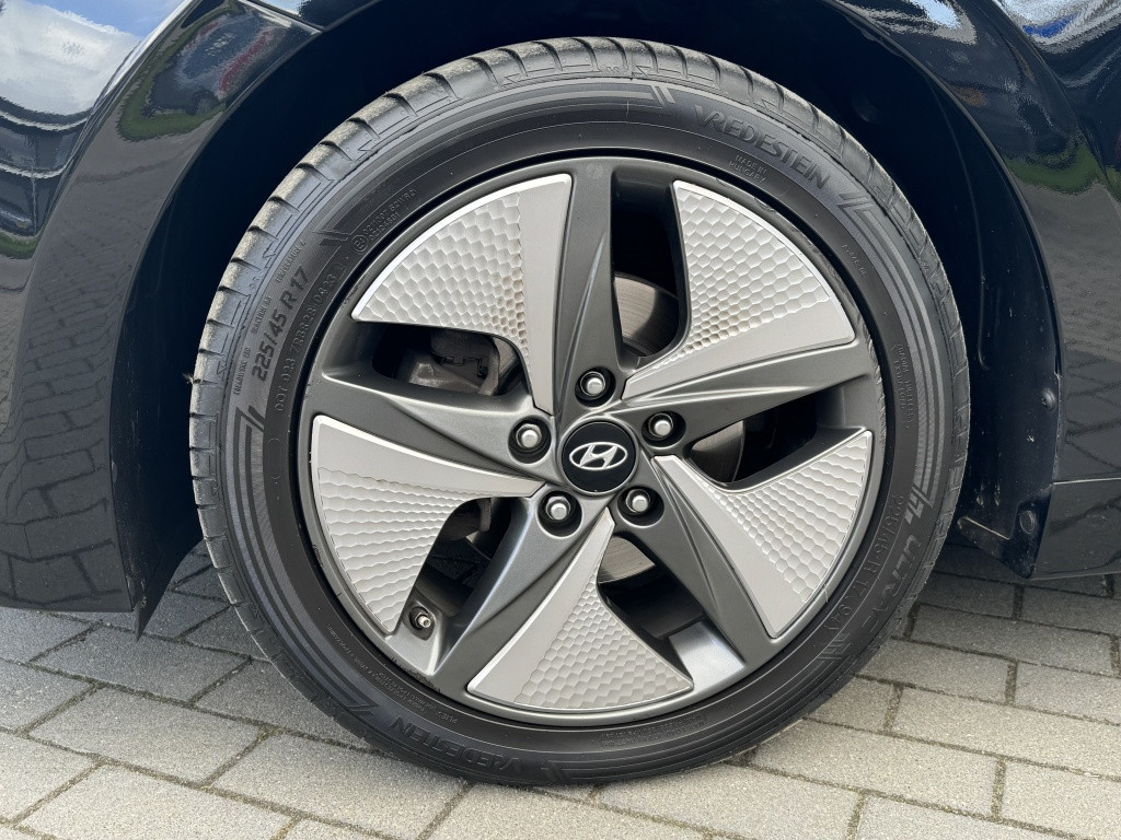 Hyundai Ioniq 1.6 gdi comfort plus | navigatie | achteruitrijcamera | cruis