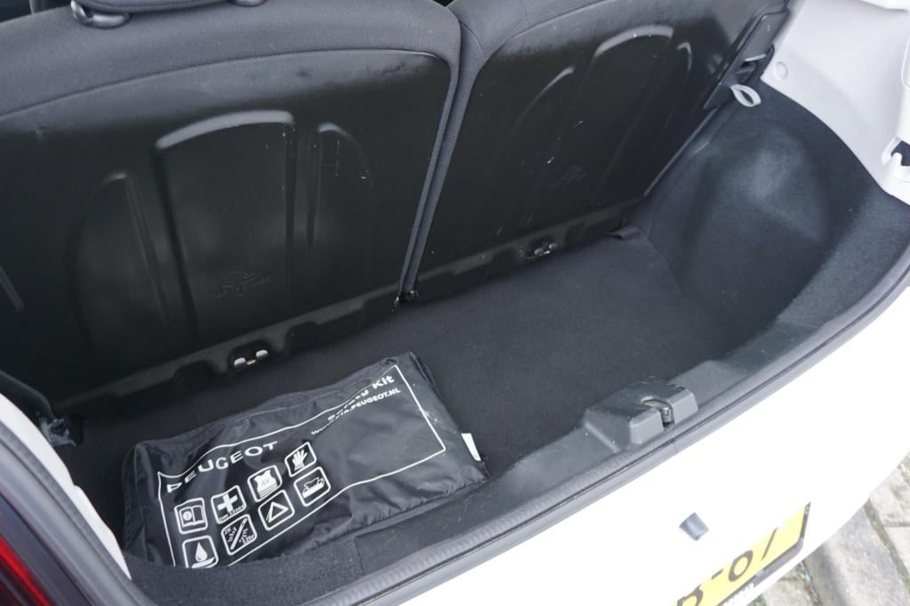 Peugeot 108 1.0 vti active airco / elektr. ramen / nap